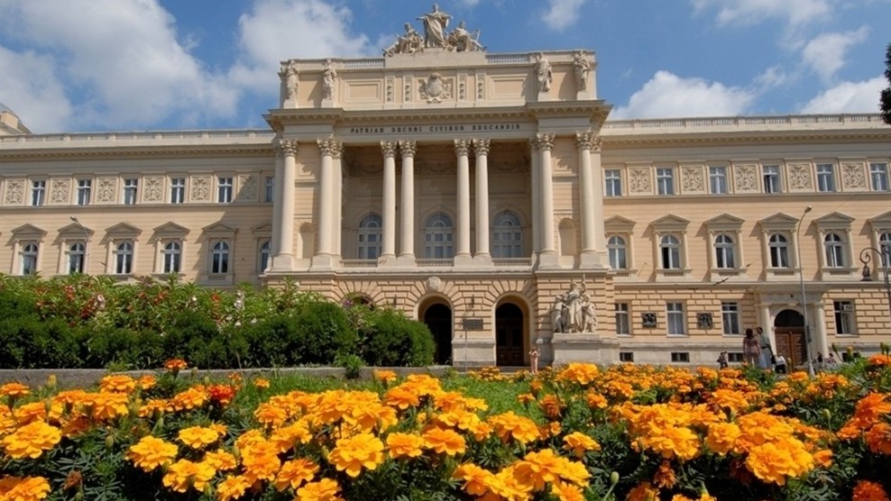 1451830_w1.jpg